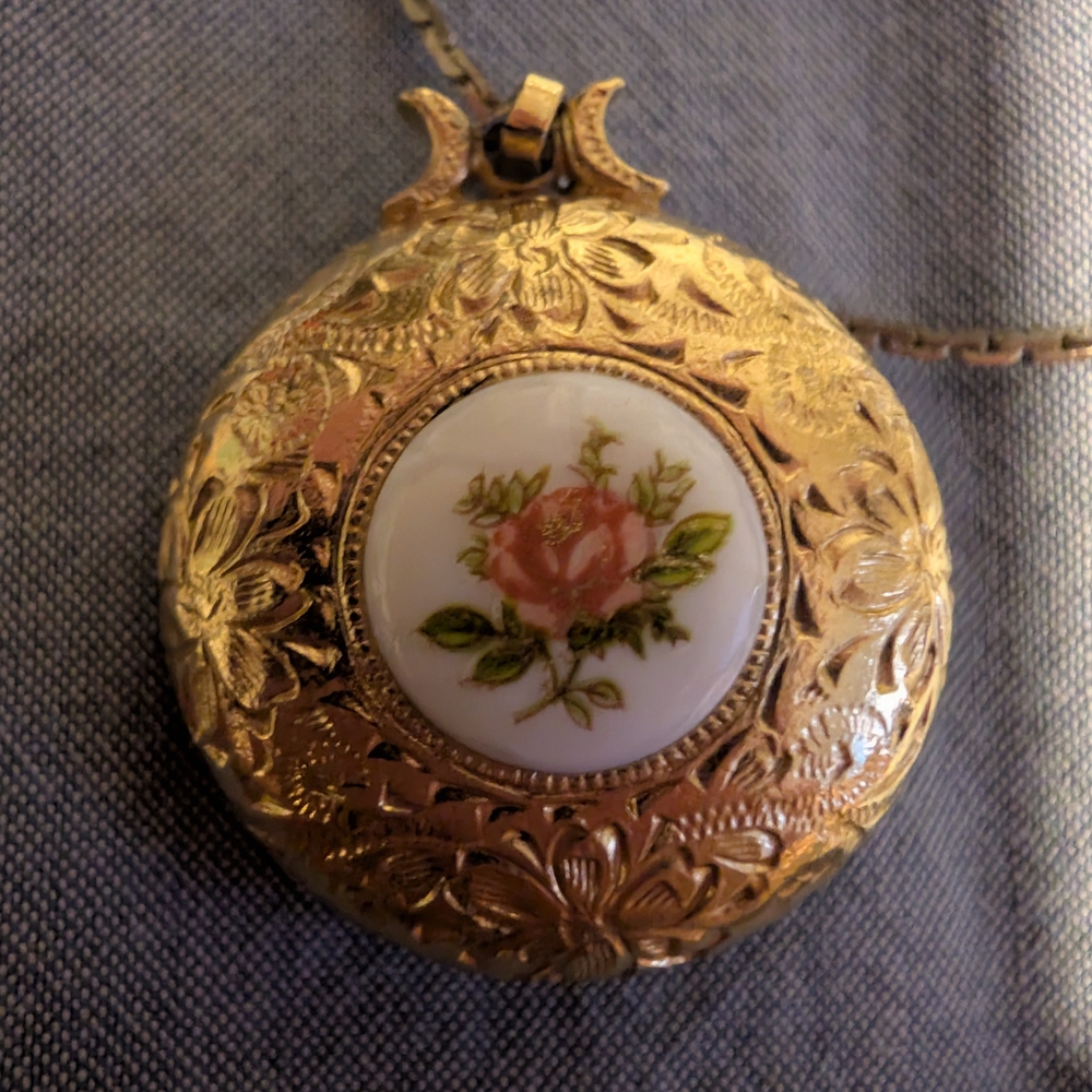 Vintage Floral Locket Necklace